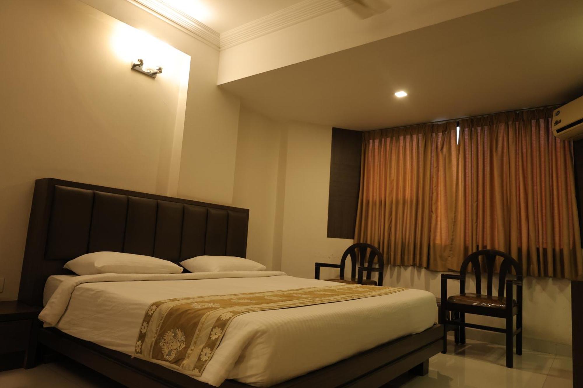 Hotel Mangalore International מראה חיצוני תמונה
