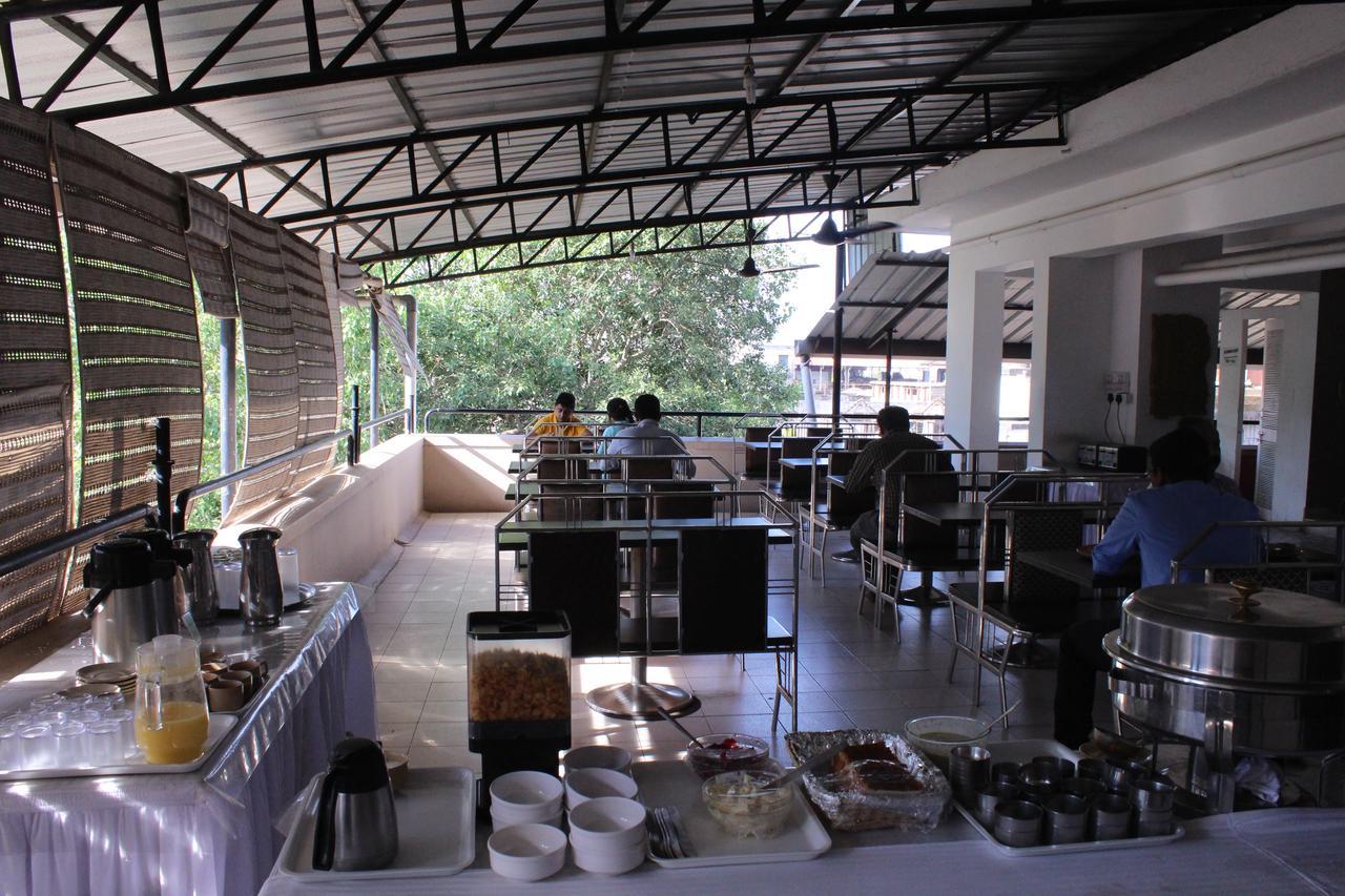 Hotel Mangalore International מראה חיצוני תמונה